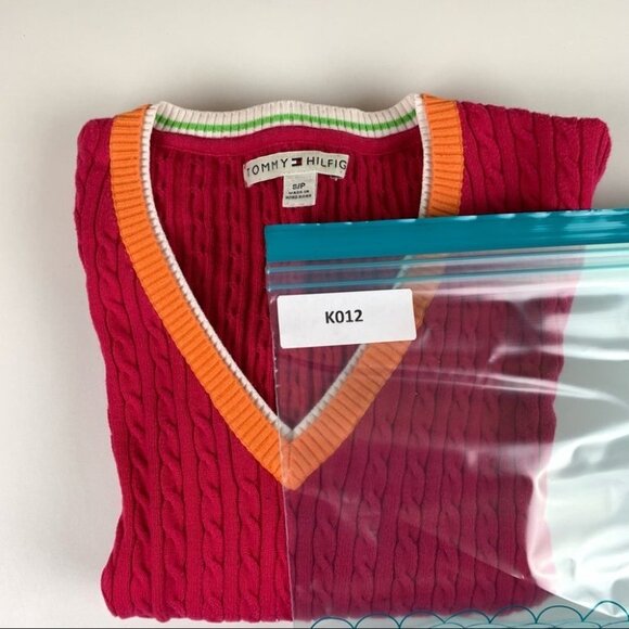 Vintage Tommy Hilfiger Cable Knit  V-Neck Sweater - Picture 9 of 9